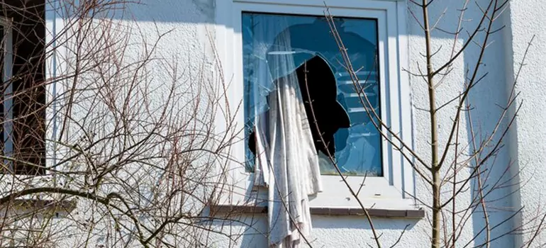 Storm Window Installation Contractors in Three Lakes, FL